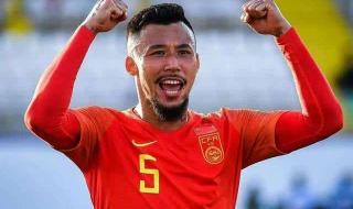 现役足球排名前十位